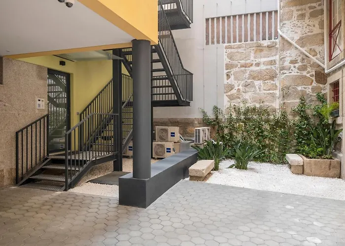 Strelitzia Apartment, By Bolhao Residences Apartman