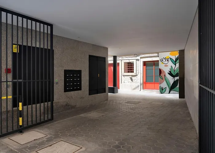 Strelitzia Apartment, By Bolhao Residences Apartman Porto