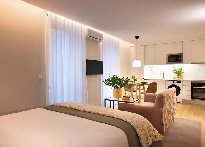 Strelitzia Apartment, By Bolhão Residences Porto