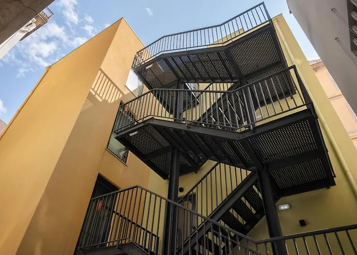 Strelitzia Apartment, By Bolhão Residences * Porto