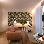 Strelitzia Apartment, By Bolhao Residences Apartment Porto