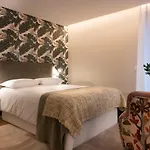 Strelitzia Apartment, By Bolhao Residences Apartment