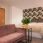 Strelitzia Apartment, By Bolhao Residences Porto