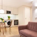 Strelitzia Apartment, By Bolhao Residences *