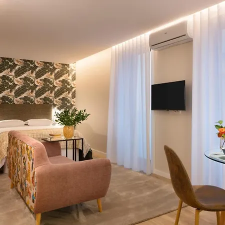 Strelitzia Apartment, By Bolhao Residences * Oporto