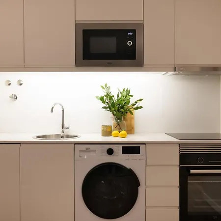 Strelitzia Apartment, By Bolhao Residences * Oporto