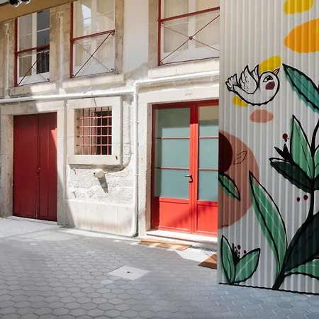 Strelitzia Apartment, By Bolhao Residences