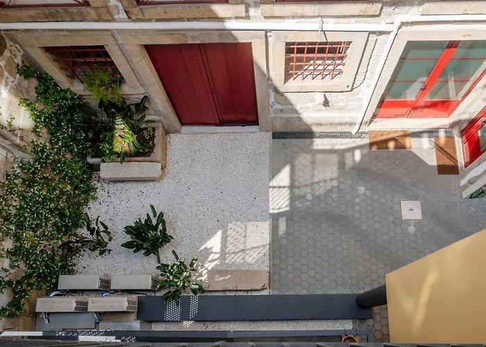 Strelitzia Apartment, By Bolhao Residences Διαμέρισμα *