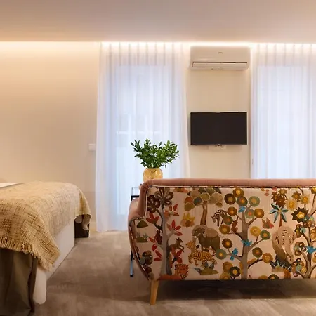 Апартаменты Strelitzia Apartment, By Bolhao Residences