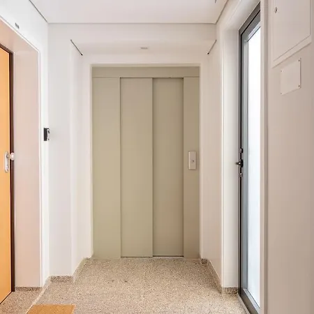 Strelitzia Apartment, By Bolhao Residences Oporto