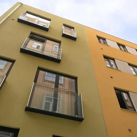 Strelitzia Apartment, By Bolhao Residences Апартаменты *