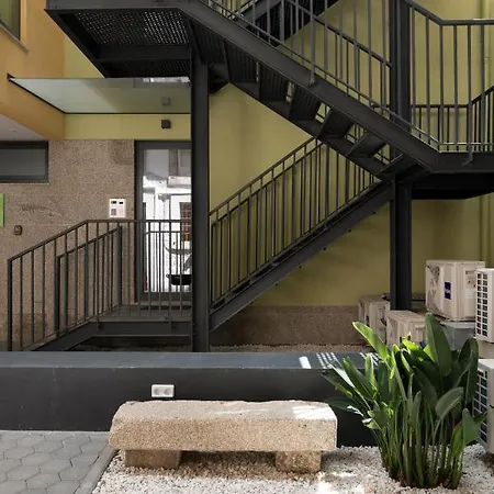 Strelitzia Apartment, By Bolhao Residences Oporto